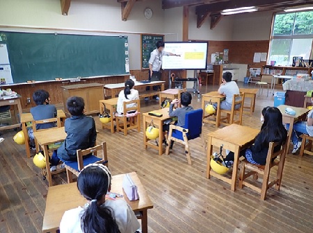 0120 久重小学校で出張授業を行いました！【身近な川について知ろう：座学編】